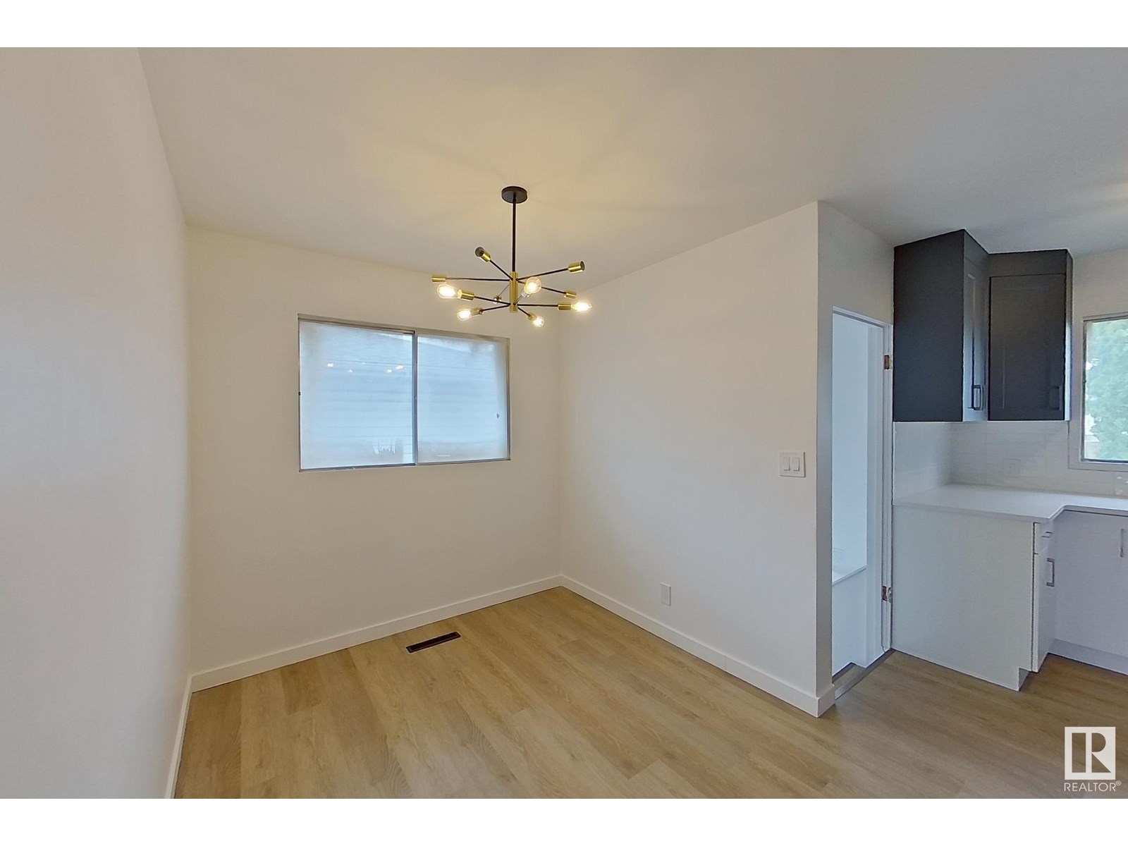 Single Family House Raised bungalow for Sale in   ST NW Edmonton 