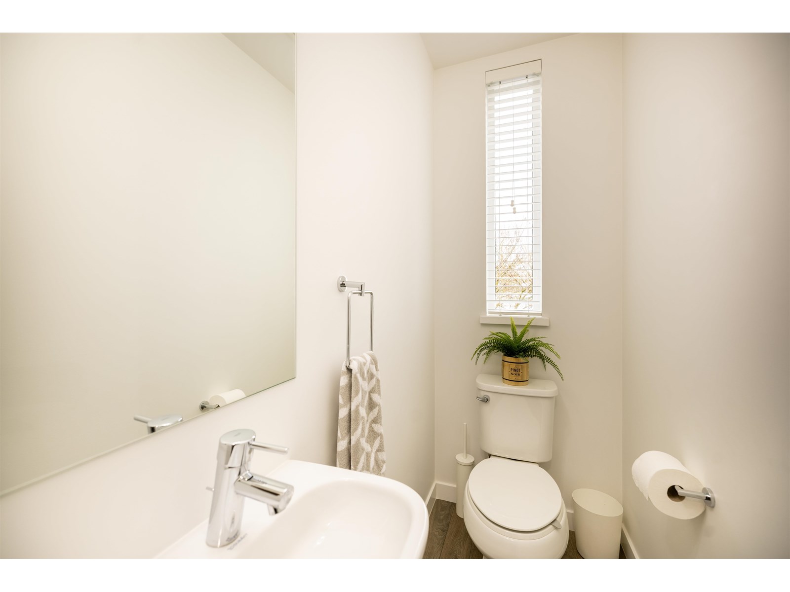 Photo 10 of 78 15340 Guildford Drive, Surrey BC