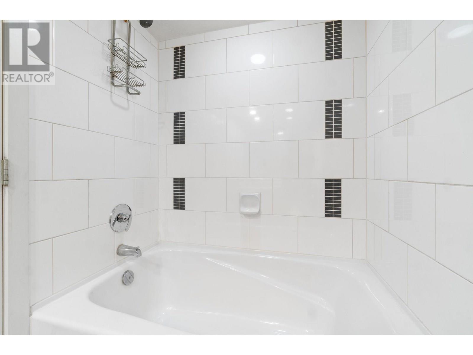 Photo 13 of 111 8480 Granville Avenue, Richmond BC