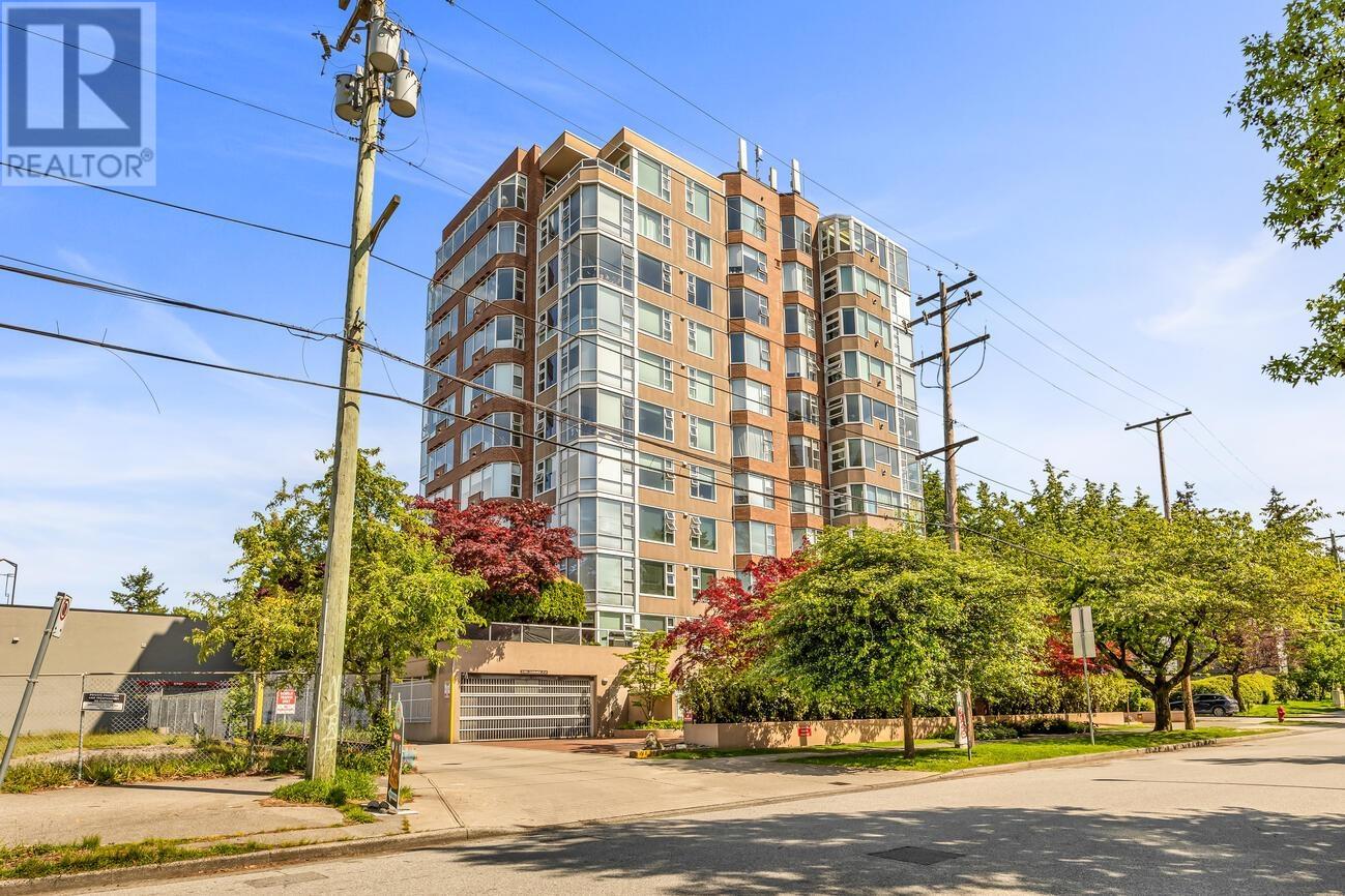 Photo 16 of 101 2020 Highbury Street, Vancouver BC