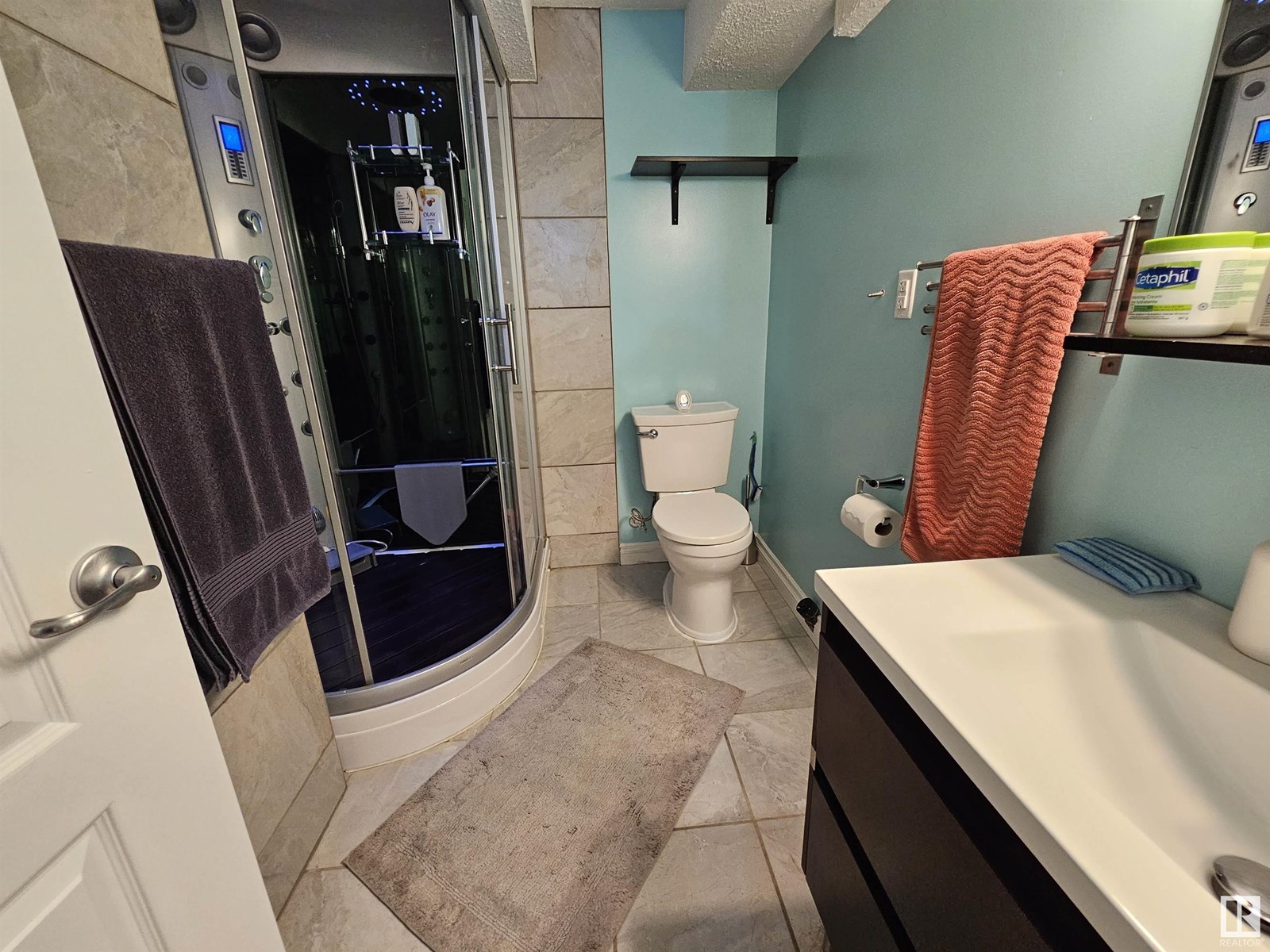 Photo 21 of 14812 56 St Nw, Edmonton AB
