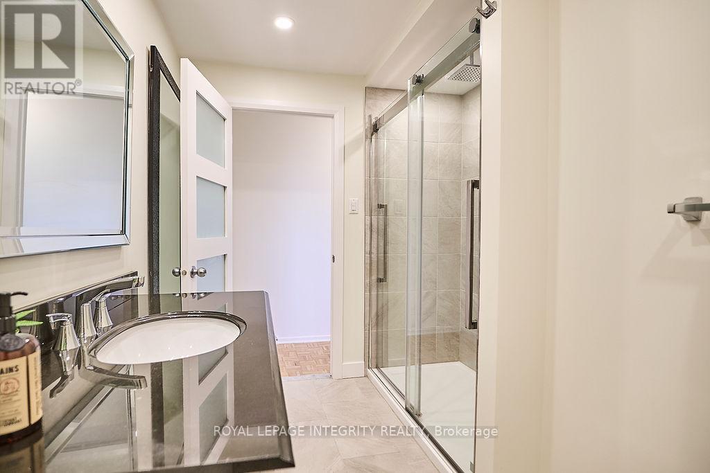 Photo 22 of 604 20 Chesterton Drive, Ottawa ON