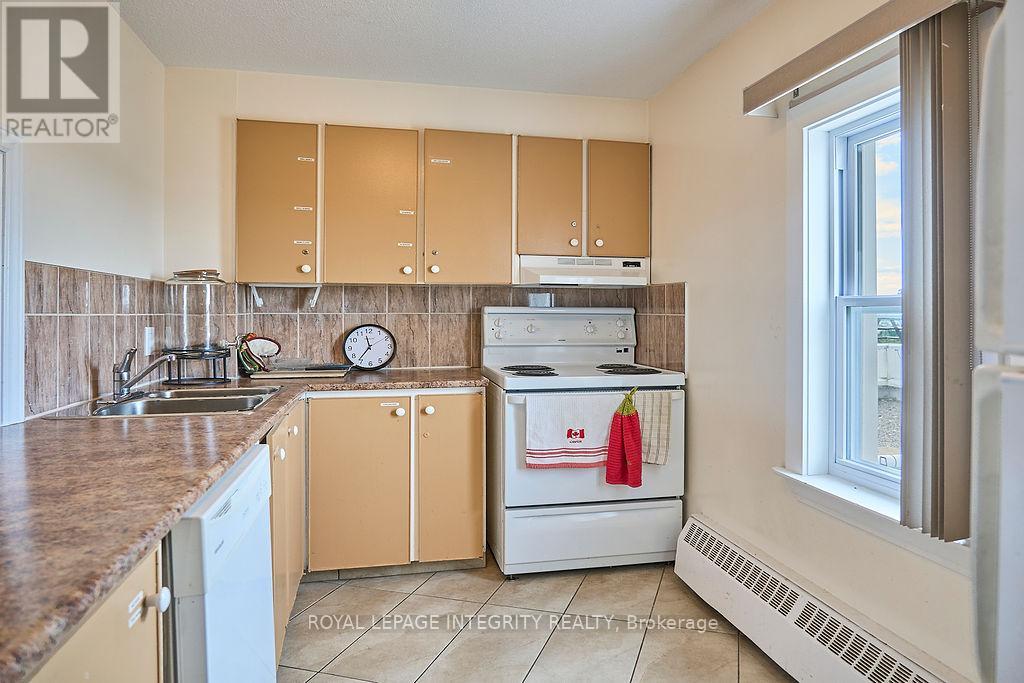 Photo 29 of 604 20 Chesterton Drive, Ottawa ON