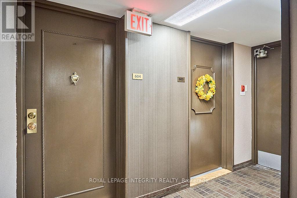 Photo 7 of 604 20 Chesterton Drive, Ottawa ON