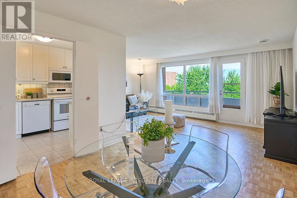 Photo 9 of 604 20 Chesterton Drive, Ottawa ON