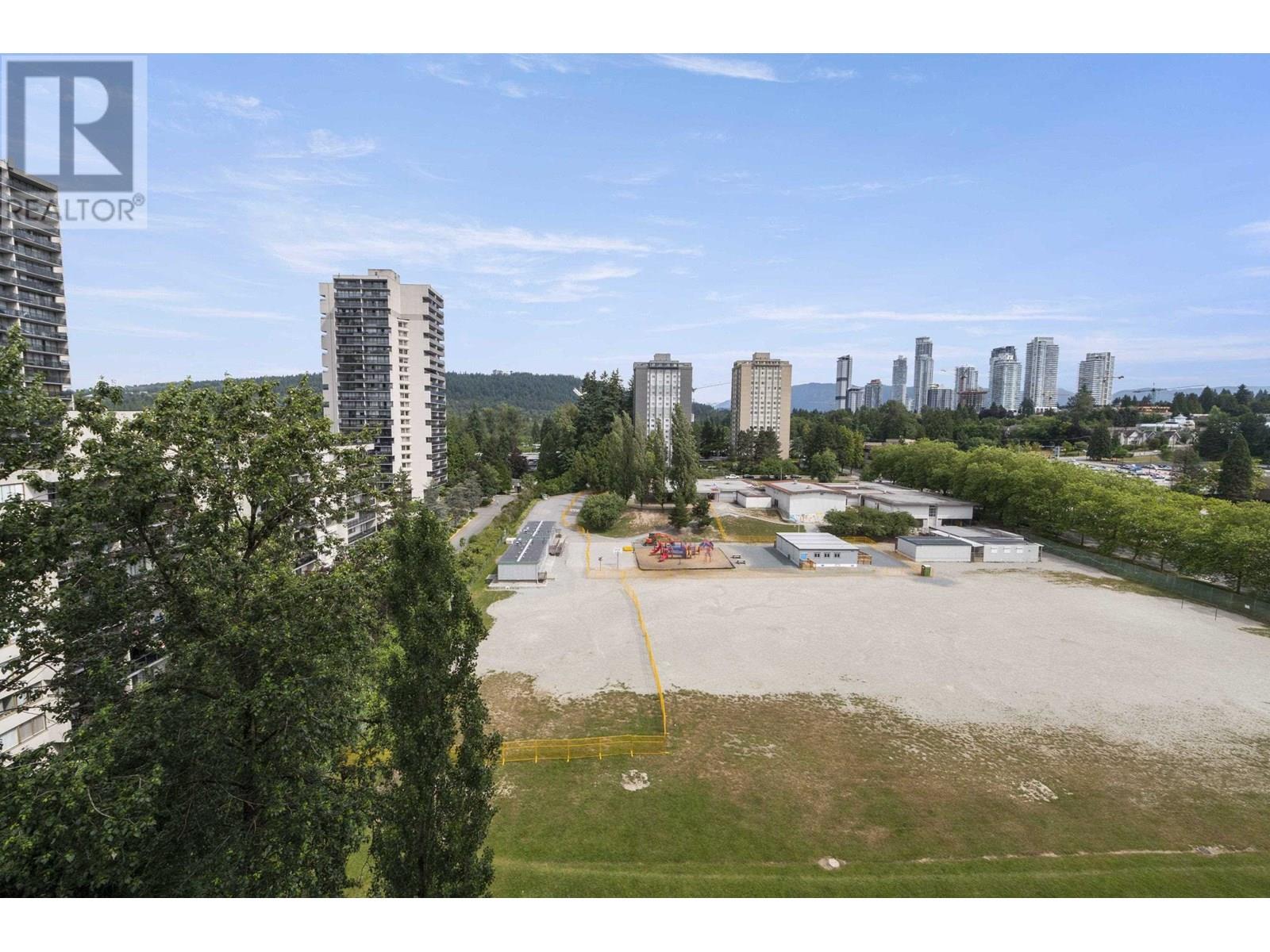Photo 10 of 1105 3737 Bartlett Court, Burnaby BC