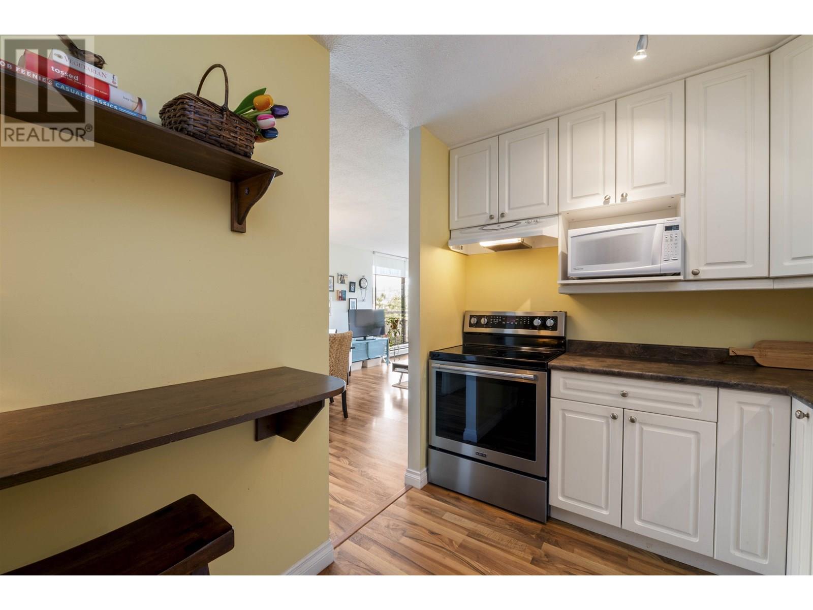 Photo 19 of 1105 3737 Bartlett Court, Burnaby BC