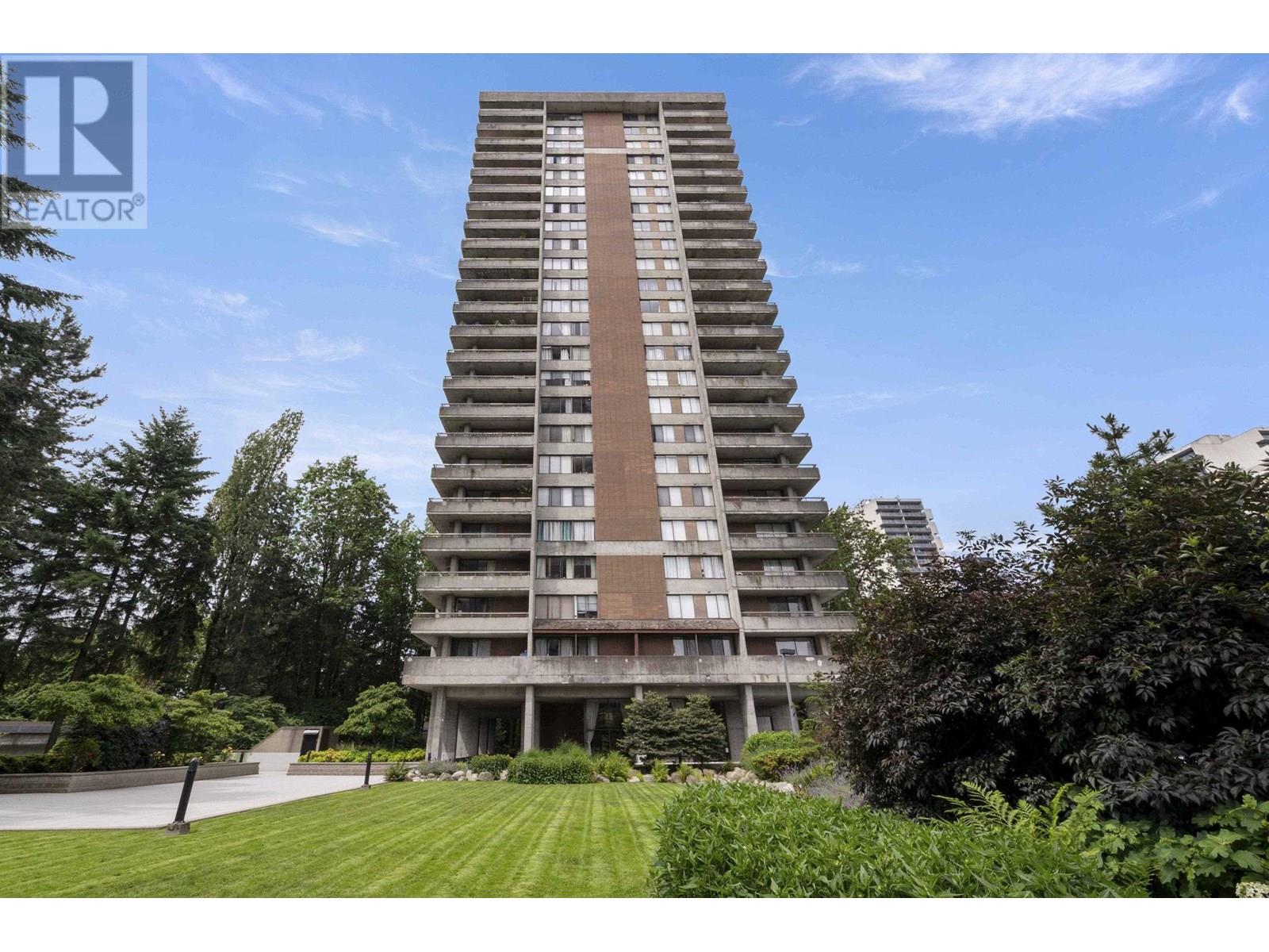 Photo 28 of 1105 3737 Bartlett Court, Burnaby BC