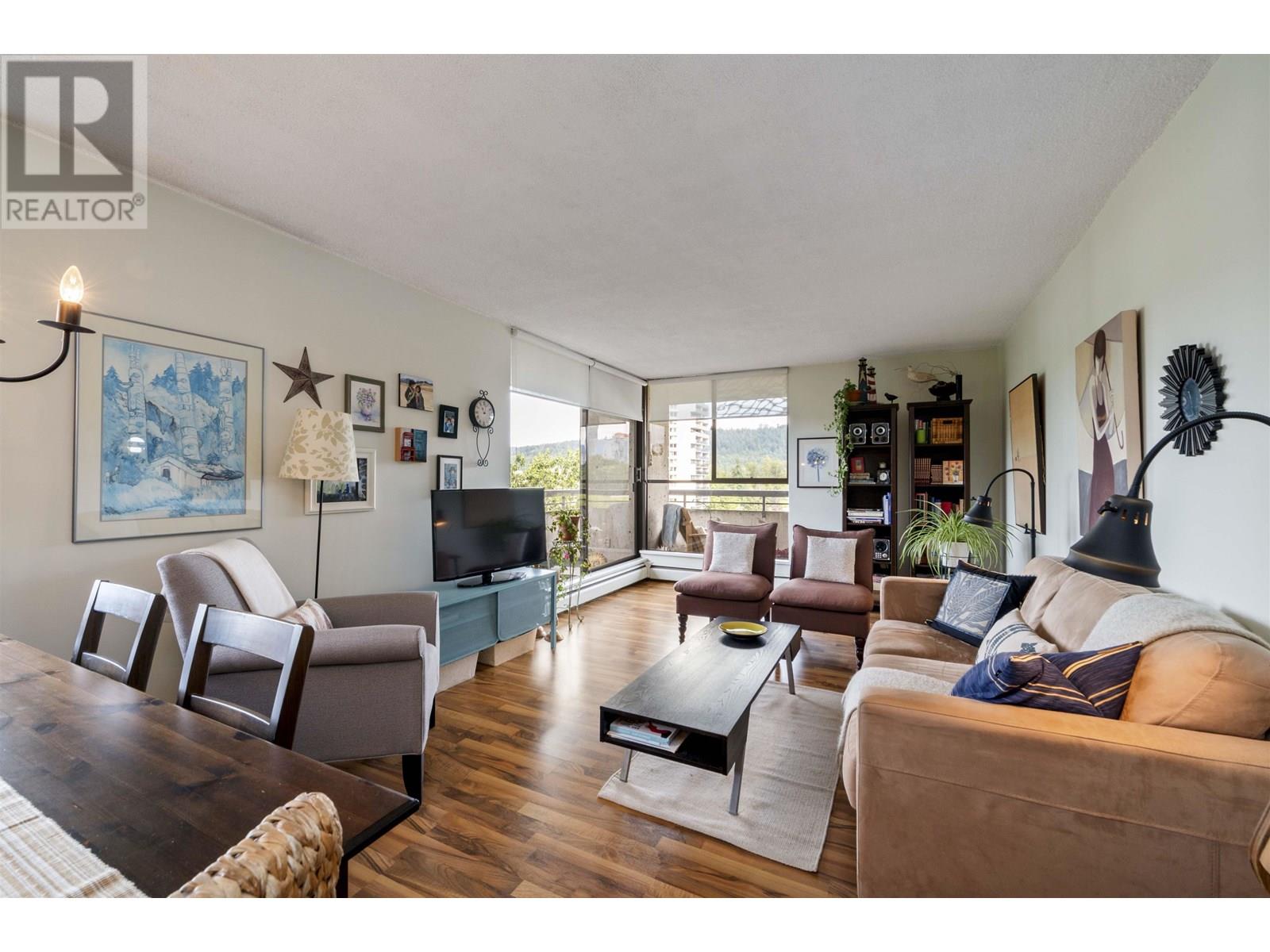 Photo 26 of 1105 3737 Bartlett Court, Burnaby BC