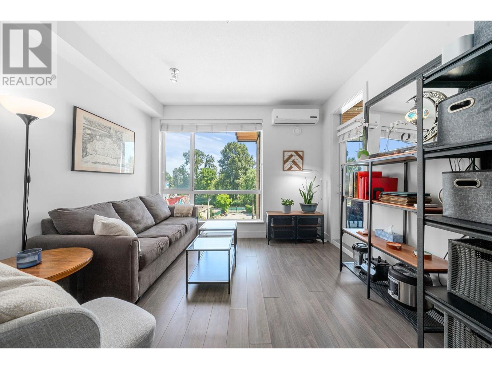 Photo 10 of 412 719 W 3rd Street, North Vancouver BC