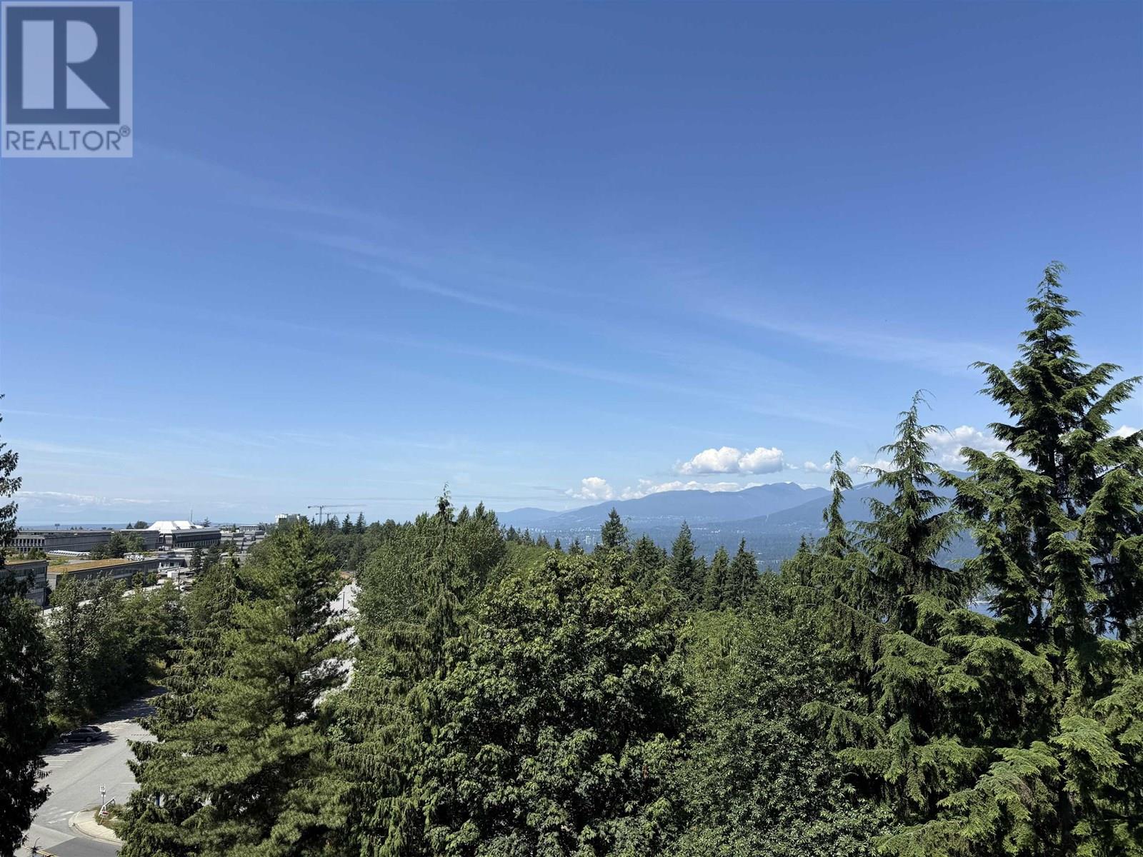 Photo 11 of 609 8850 University Crescent, Burnaby BC
