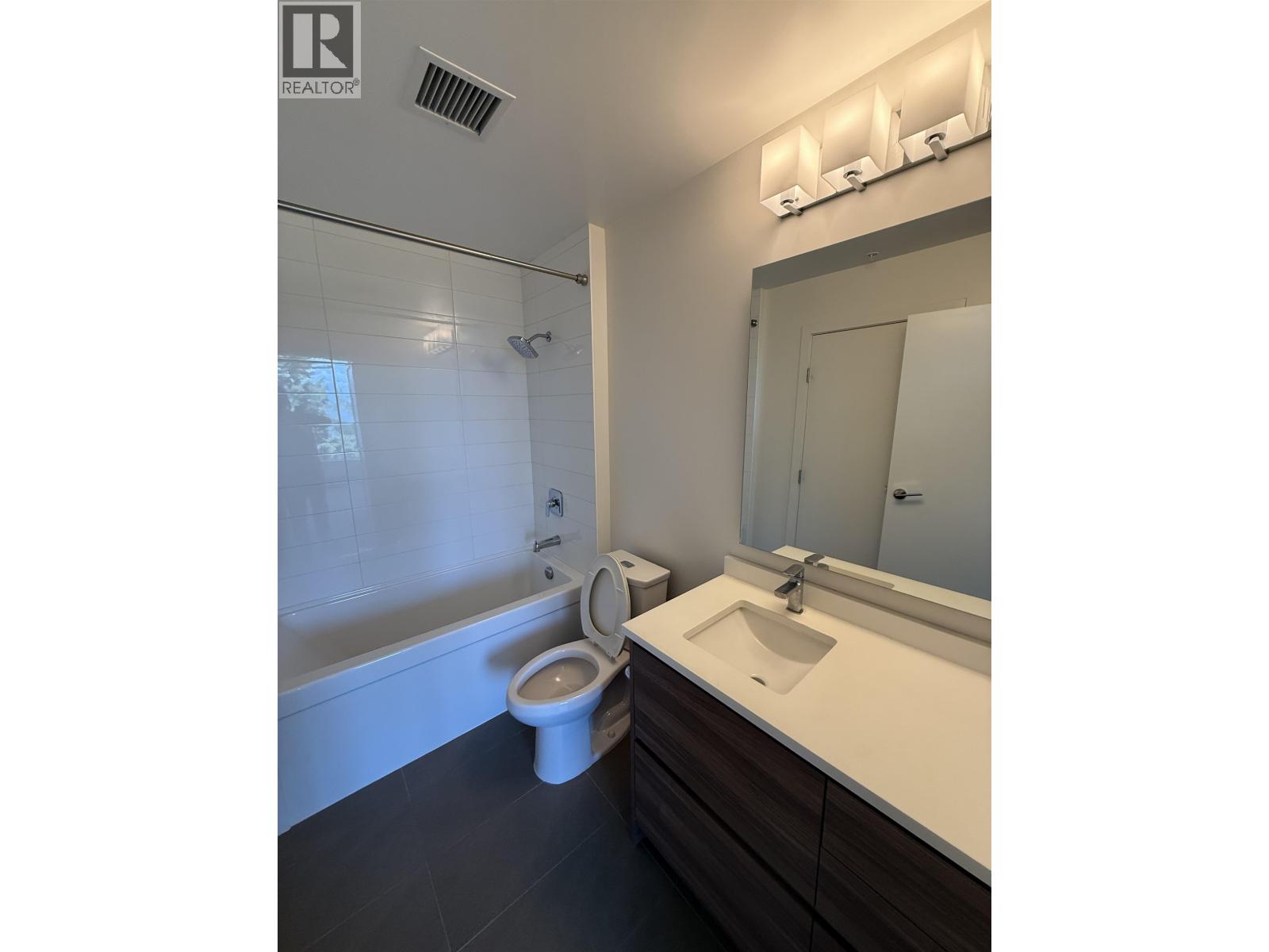 Photo 5 of 609 8850 University Crescent, Burnaby BC