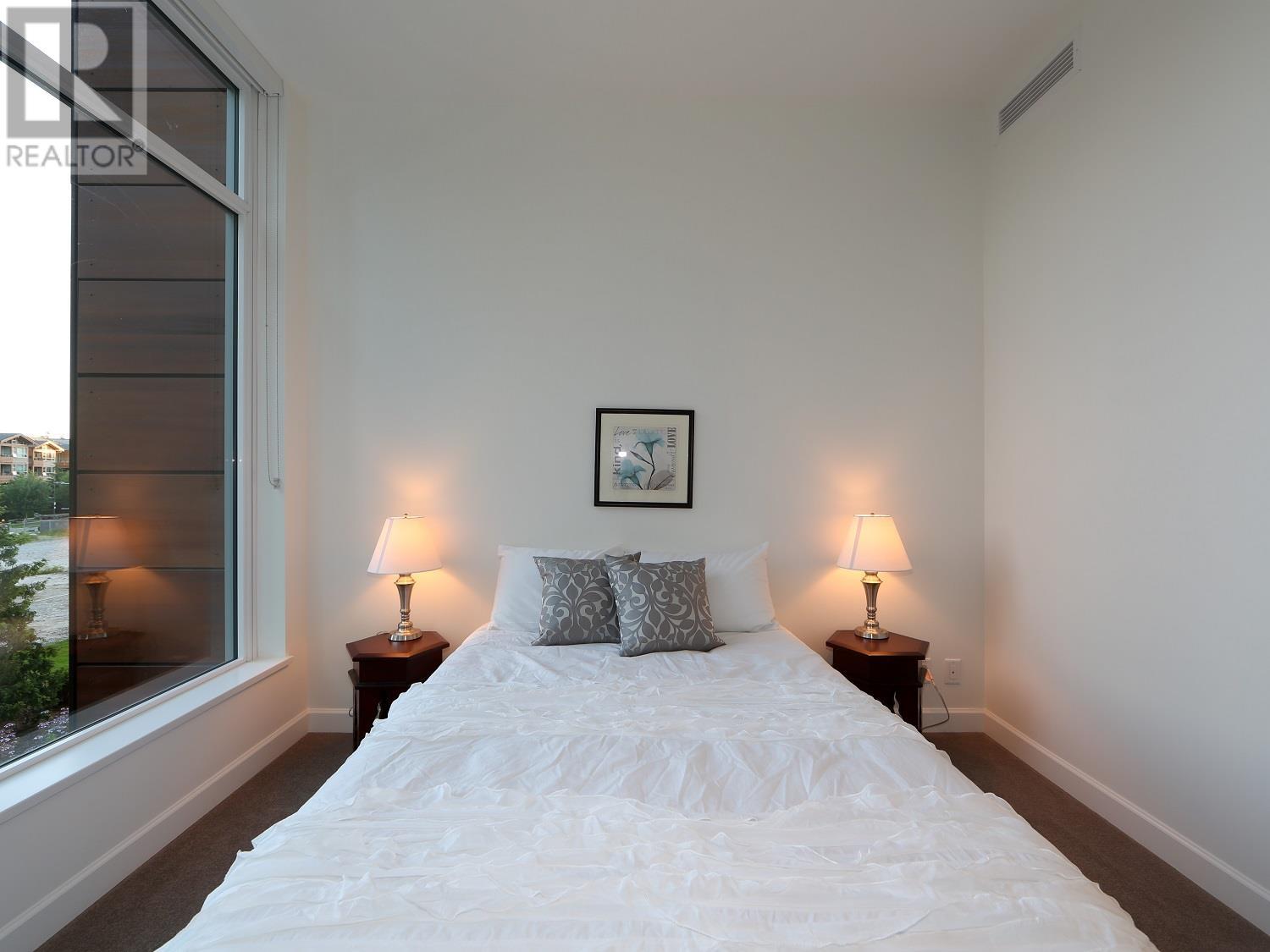 TH2 3355 BINNING ROAD, Vancouver