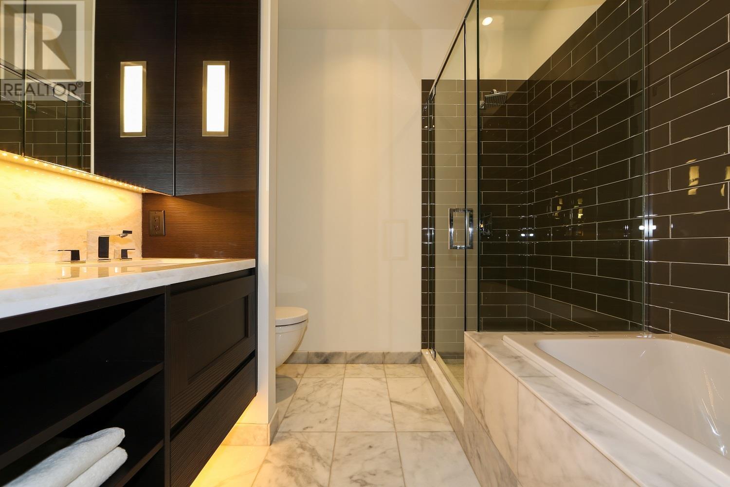 TH2 3355 BINNING ROAD, Vancouver