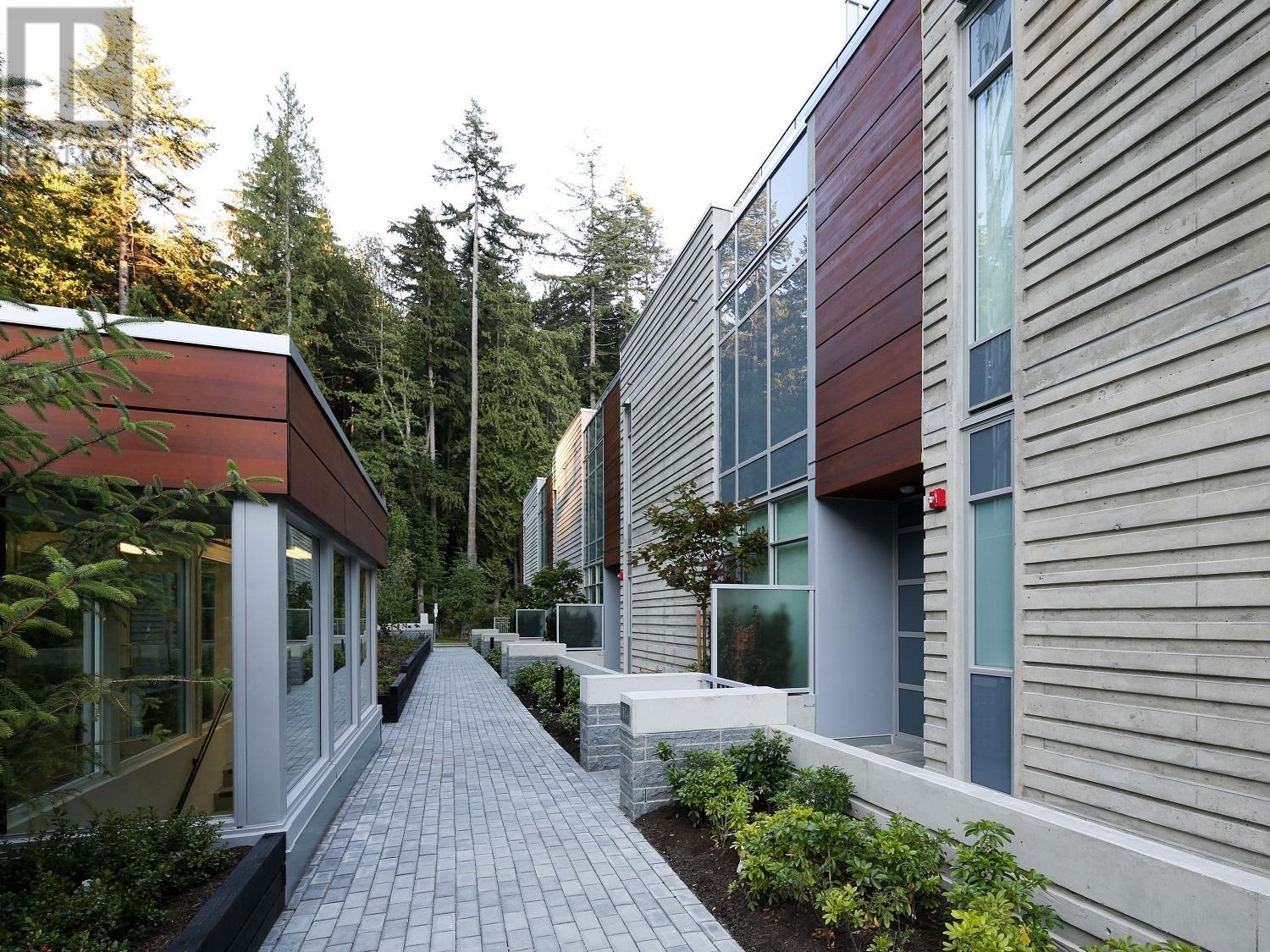 TH2 3355 BINNING ROAD, Vancouver