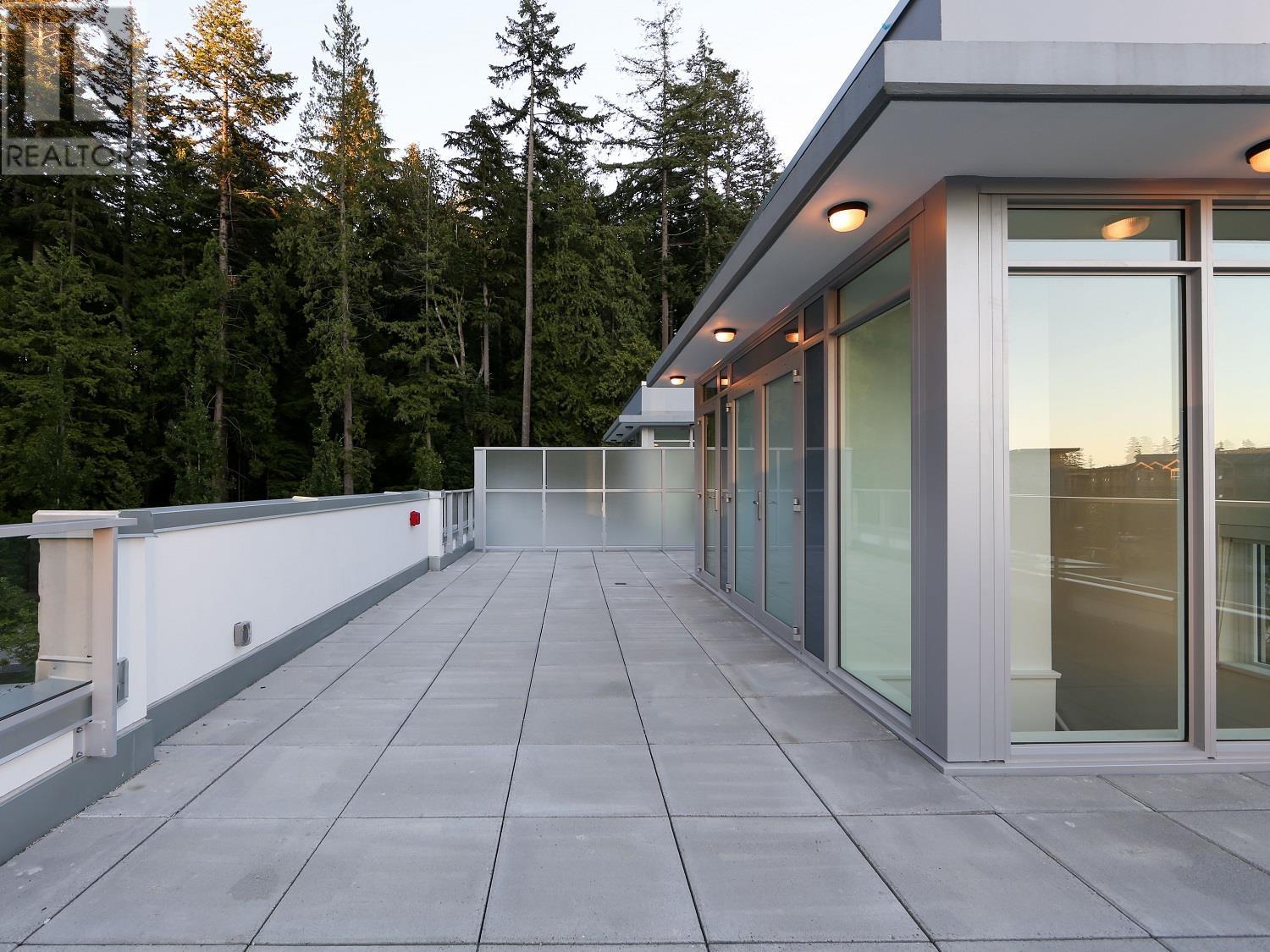 TH2 3355 BINNING ROAD, Vancouver