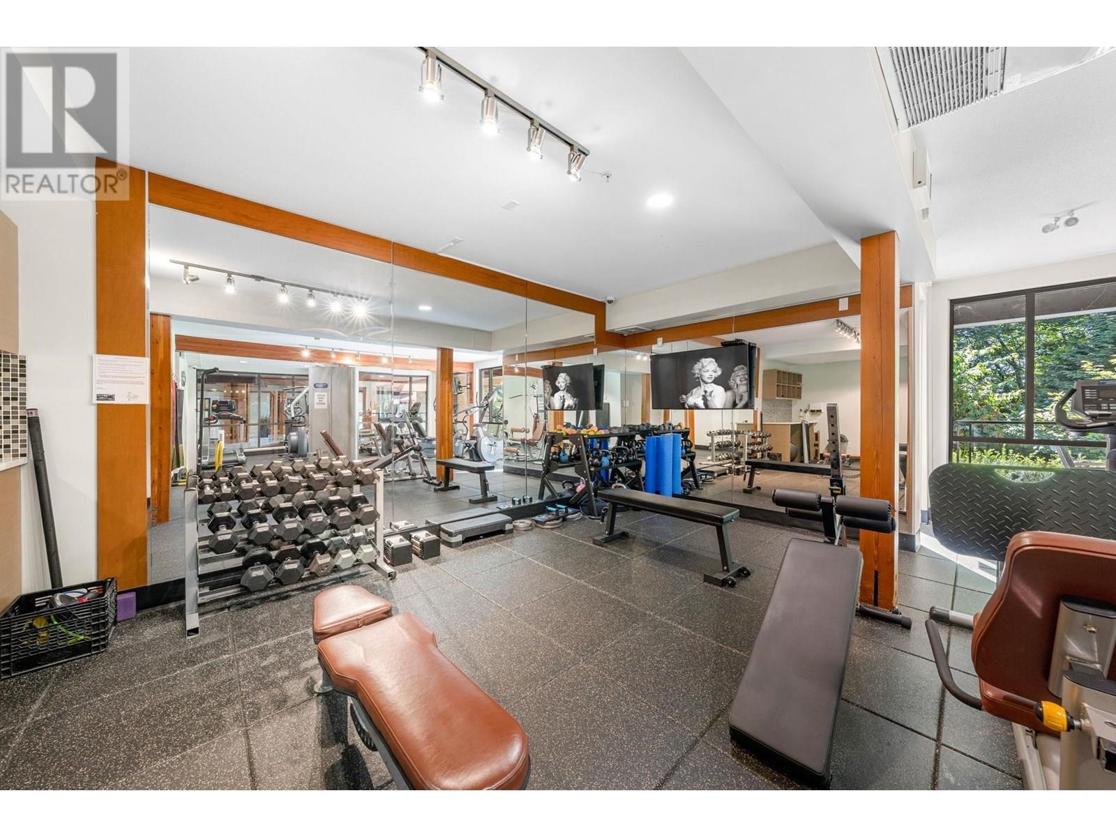 Photo 27 of 412 719 W 3rd Street, North Vancouver BC