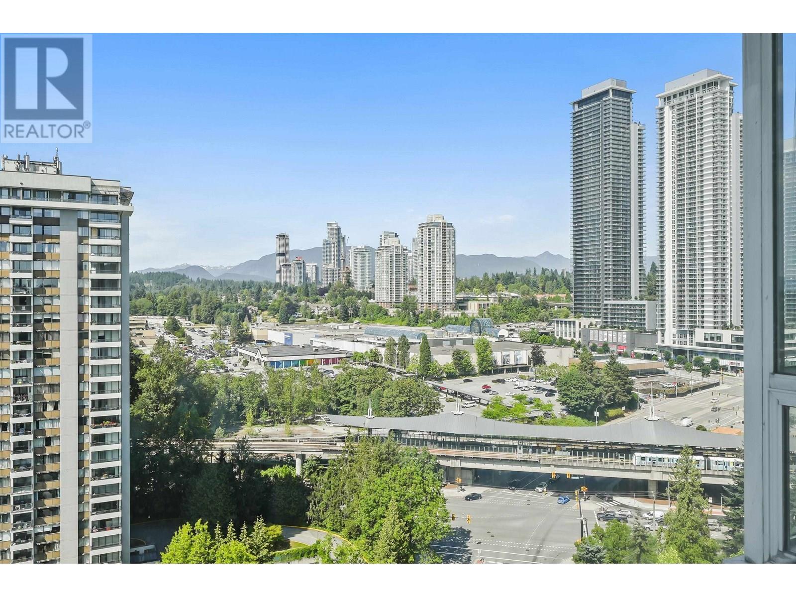 Photo 19 of 2305 9603 Manchester Drive, Burnaby BC