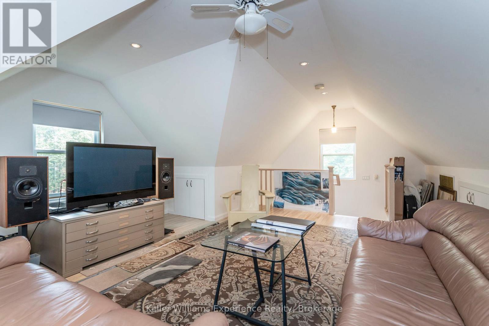 Photo 12 of 117 121 Richard Street, Tay ON