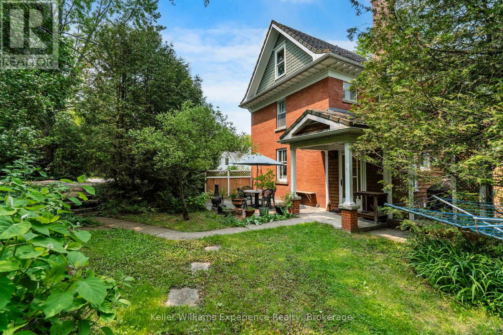 Photo 15 of 117 121 Richard Street, Tay ON