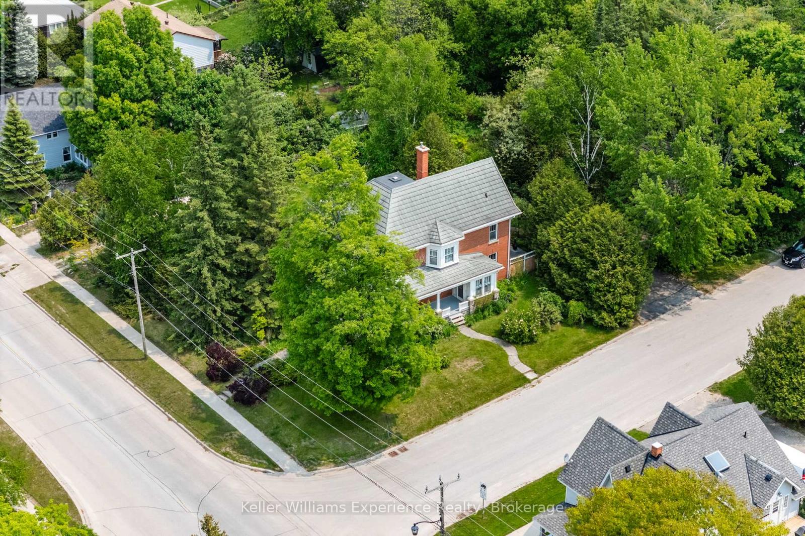 Photo 33 of 117 121 Richard Street, Tay ON
