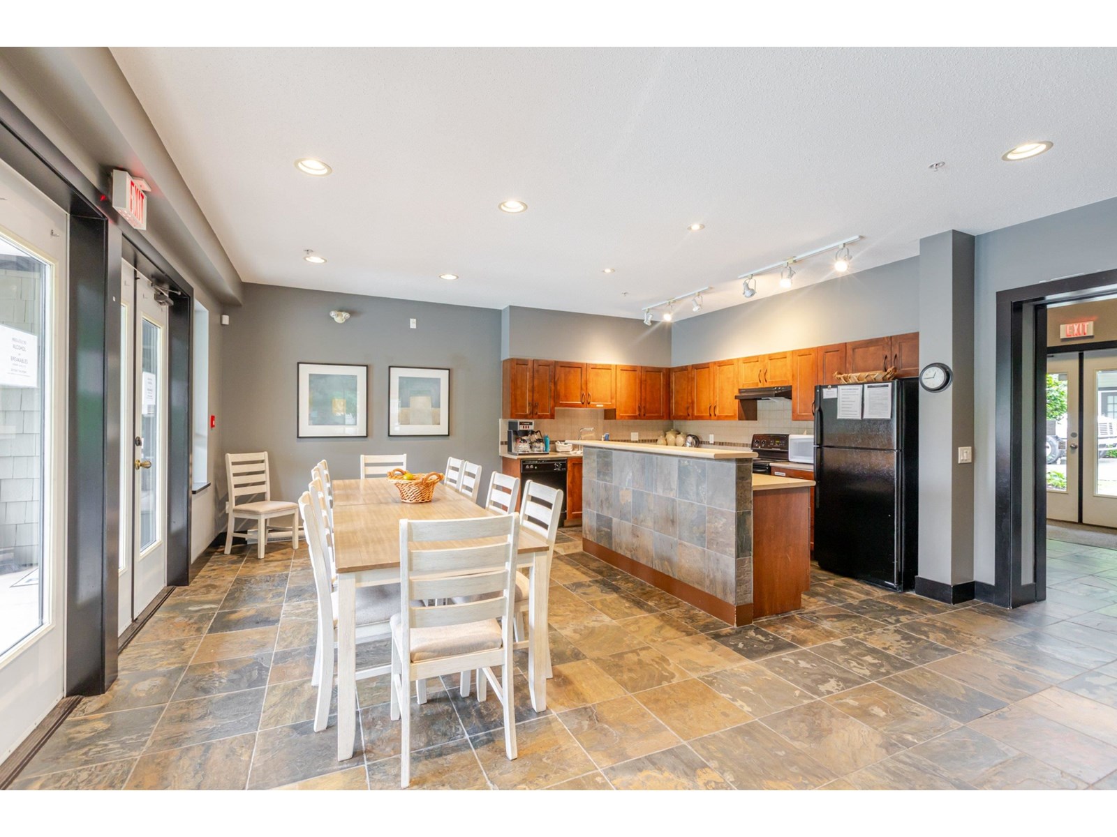 Photo 32 of 103 6747 203 Street, Langley BC