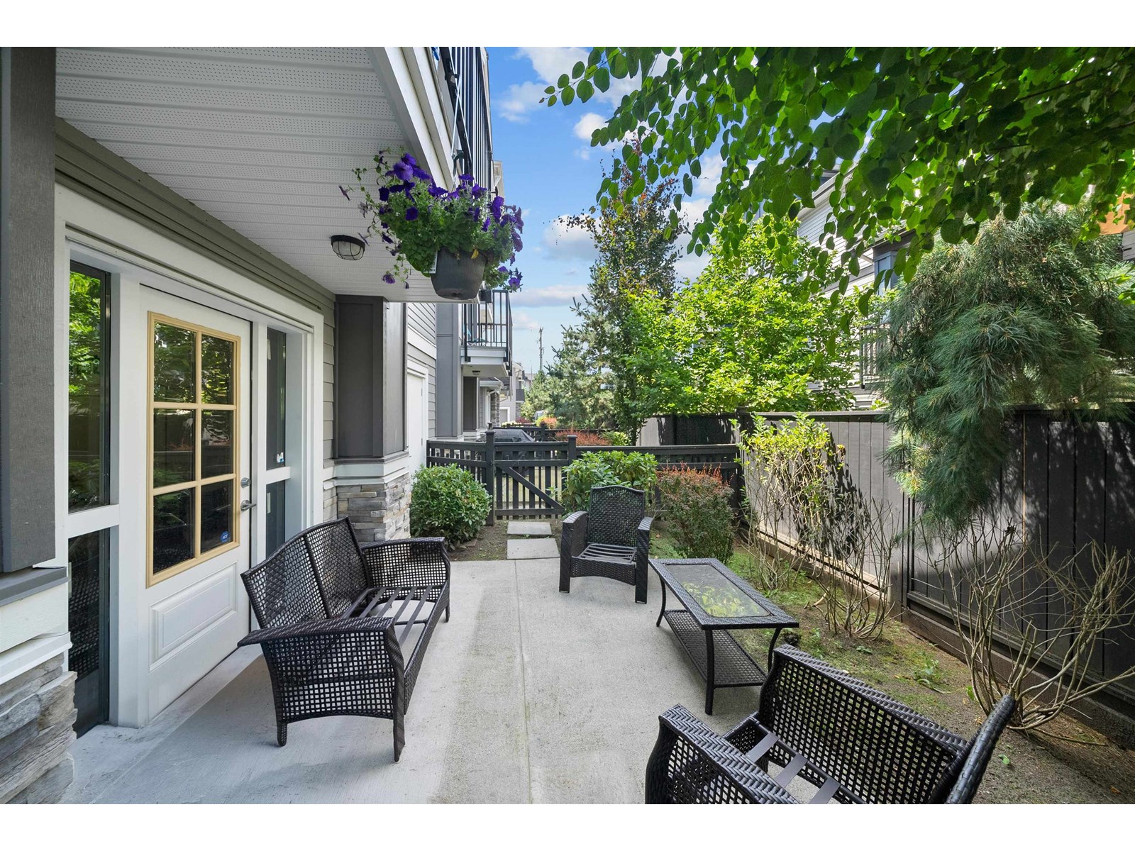 Photo 25 of 33 20856 76 Avenue, Langley BC
