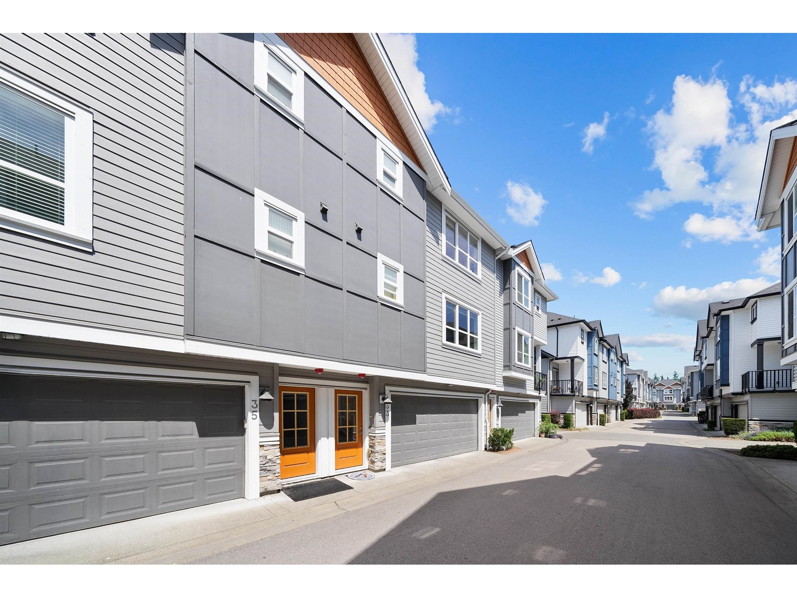 Photo 6 of 33 20856 76 Avenue, Langley BC