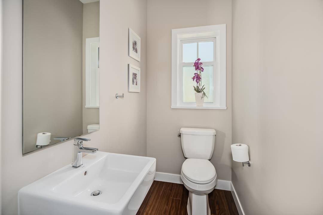 Photo 21 of 5 15588 32 Avenue, Surrey BC