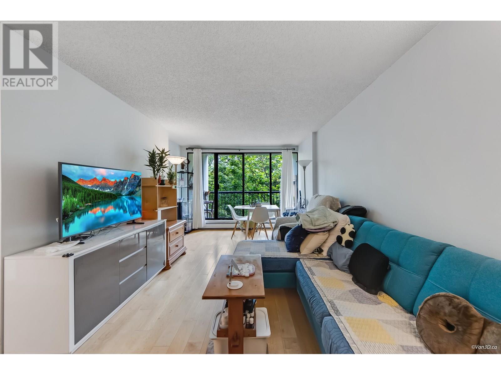 Photo 10 of 304 7100 Gilbert Road, Richmond BC