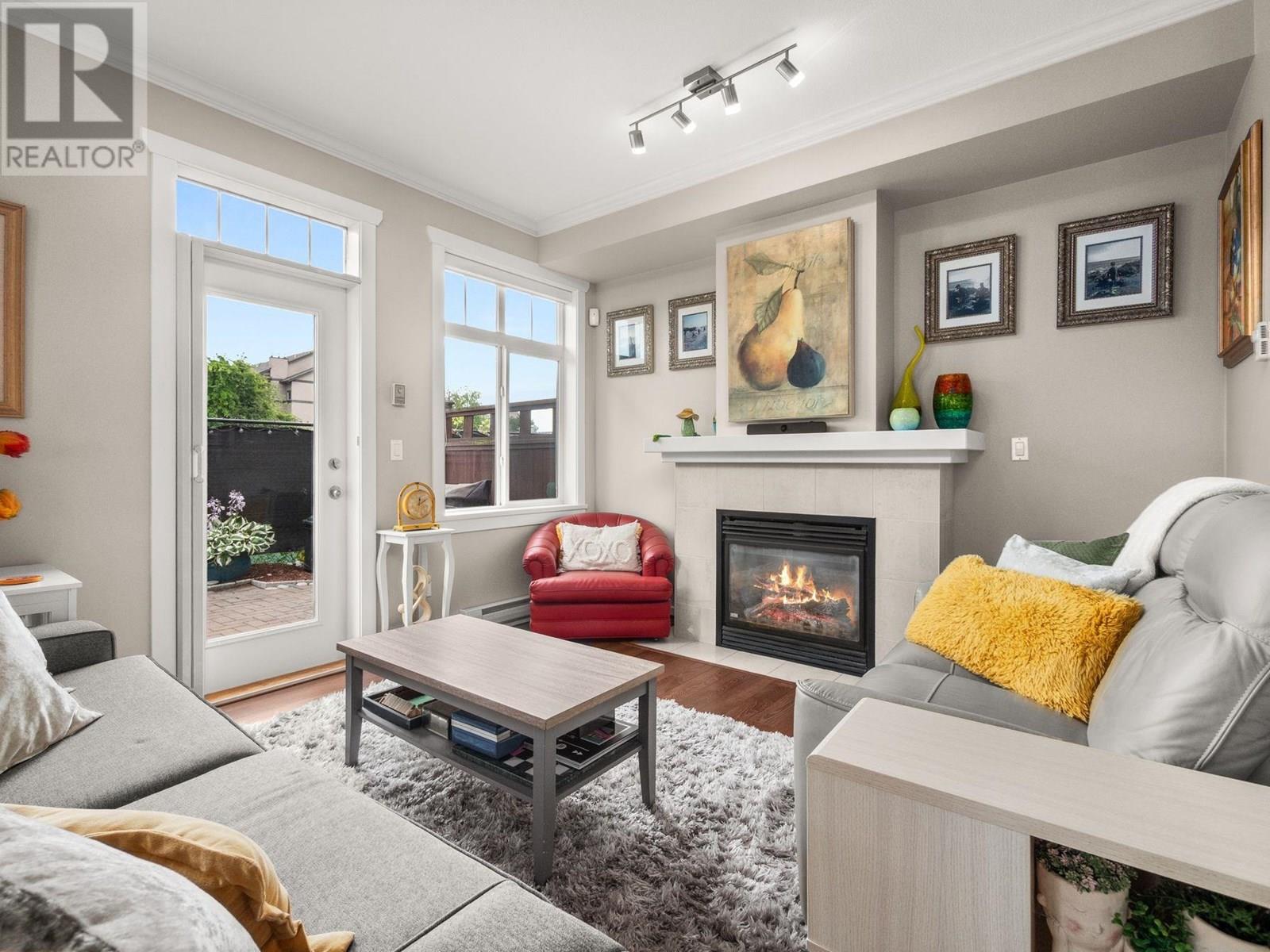 #9-4910 CENTRAL Avenue, Delta