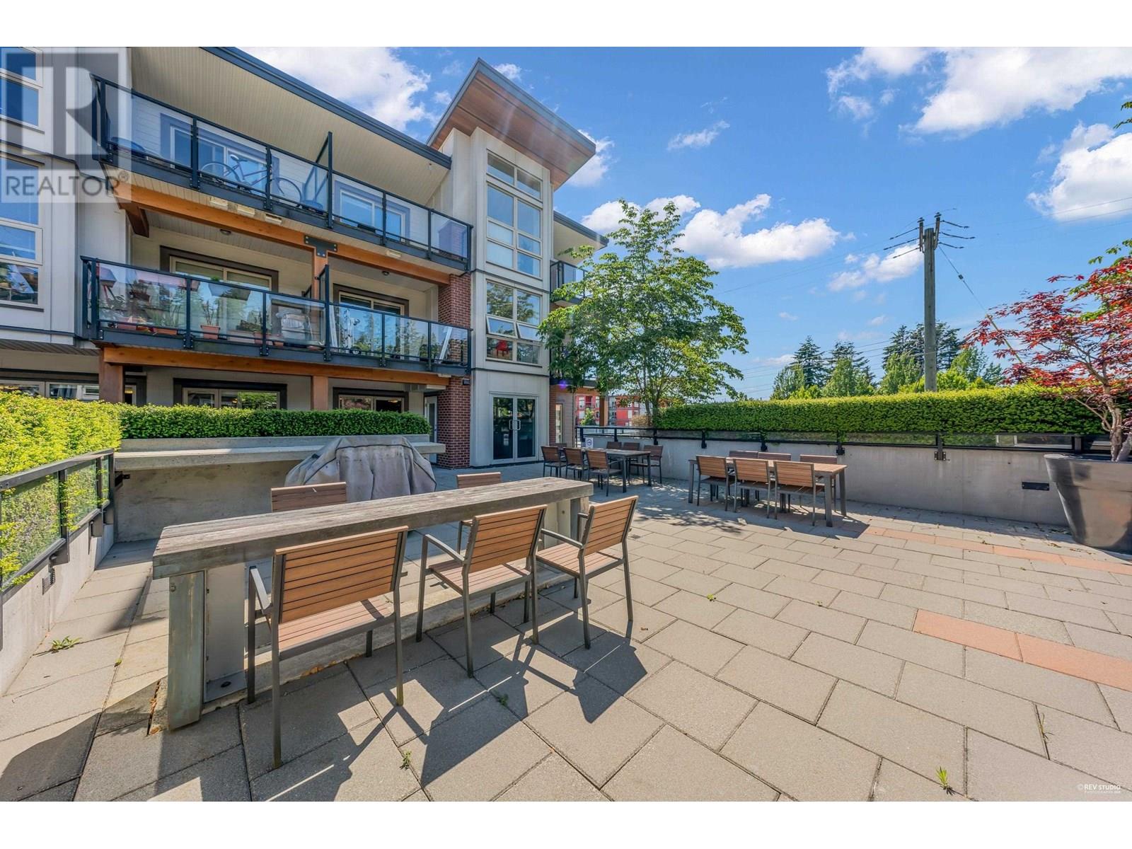 Photo 34 of 304 1177 Marine Drive, North Vancouver BC