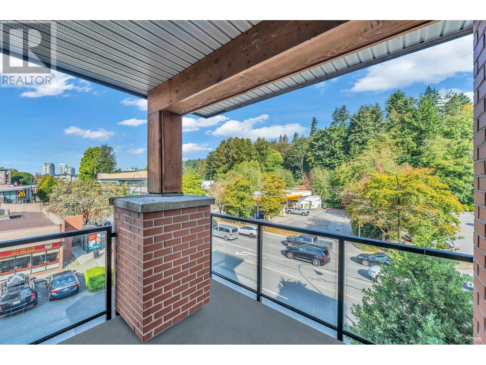 Photo 14 of 304 1177 Marine Drive, North Vancouver BC