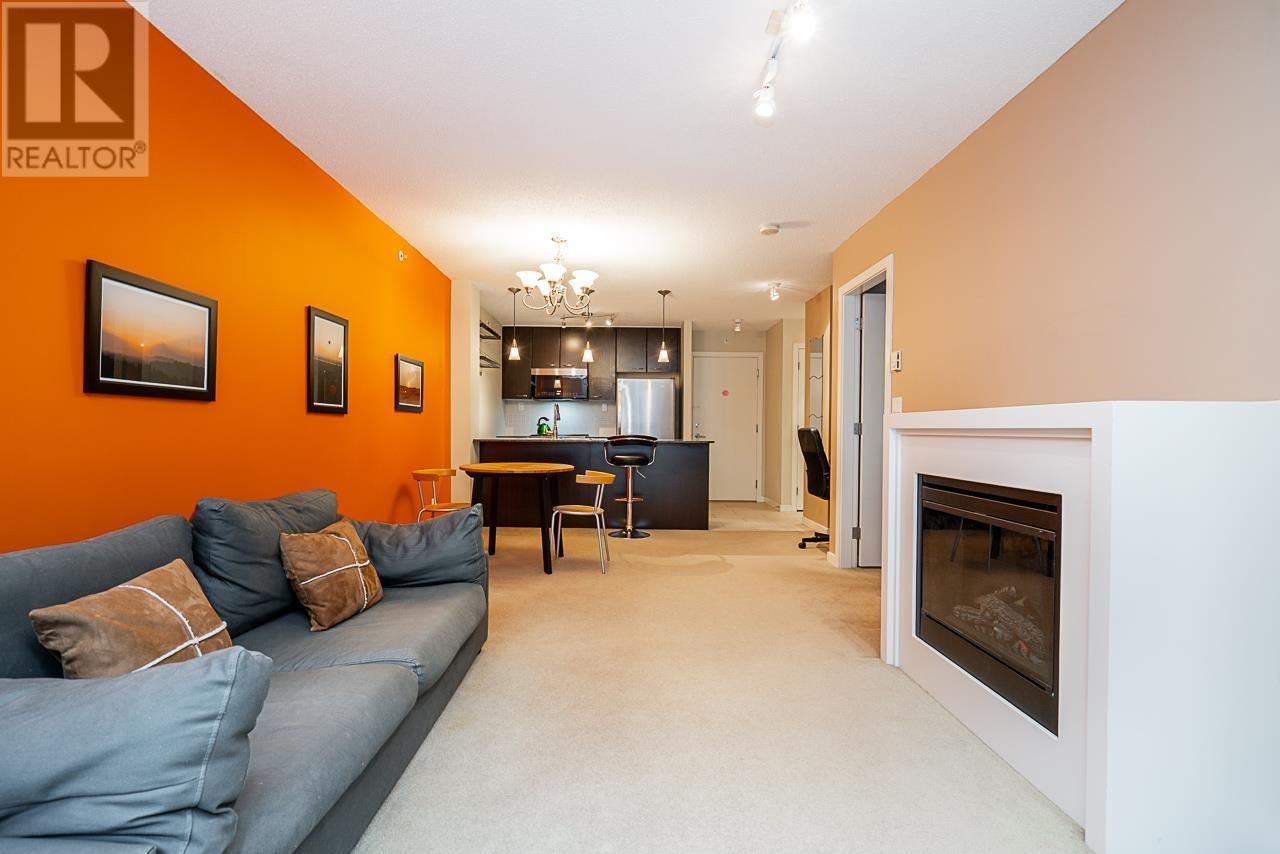 Photo 14 of 211 7138 Collier Street, Burnaby BC
