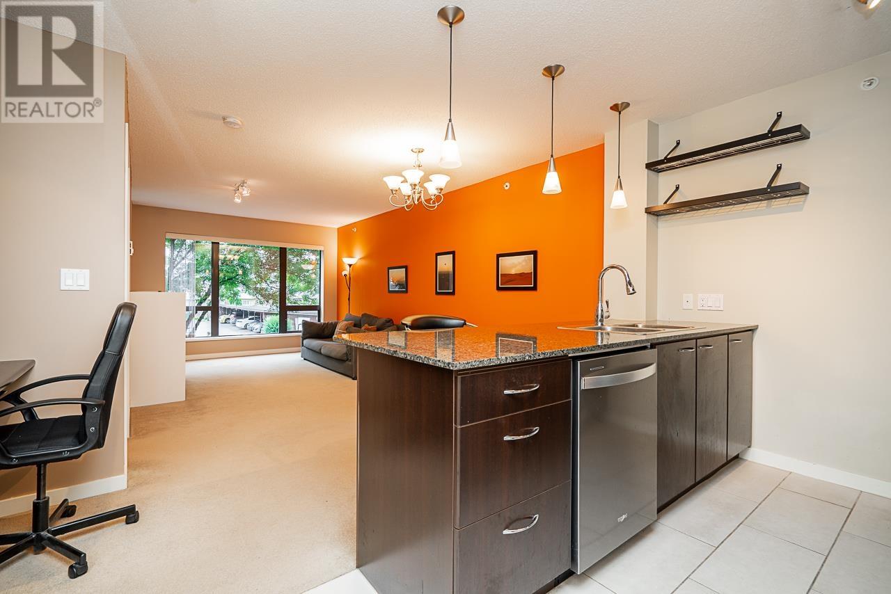 Photo 6 of 211 7138 Collier Street, Burnaby BC