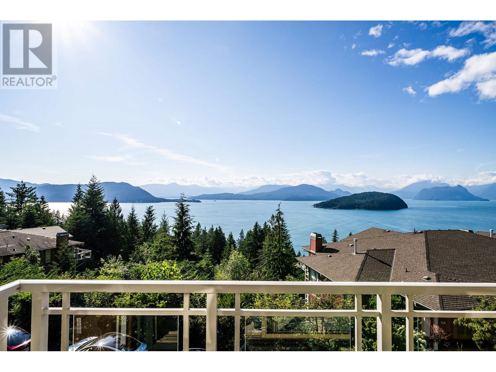 8664 SEASCAPE DRIVE, West Vancouver