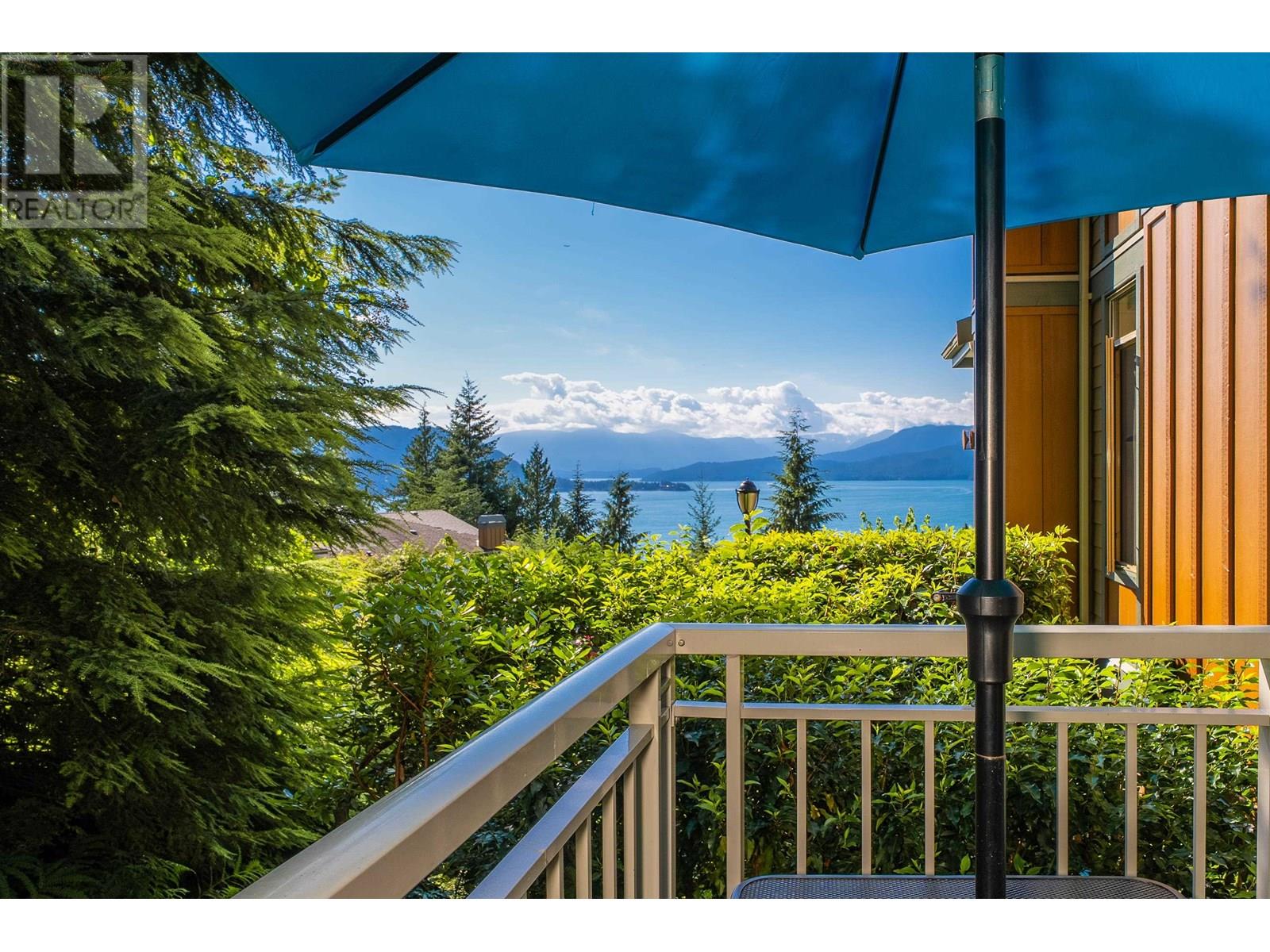 8664 SEASCAPE DRIVE, West Vancouver