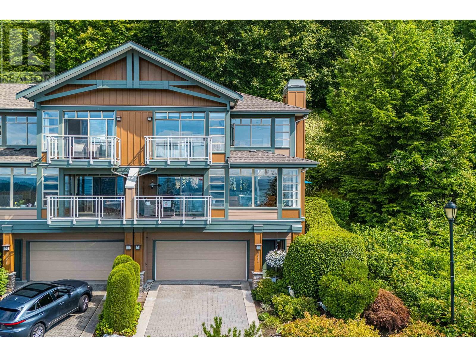 8664 SEASCAPE DRIVE, West Vancouver