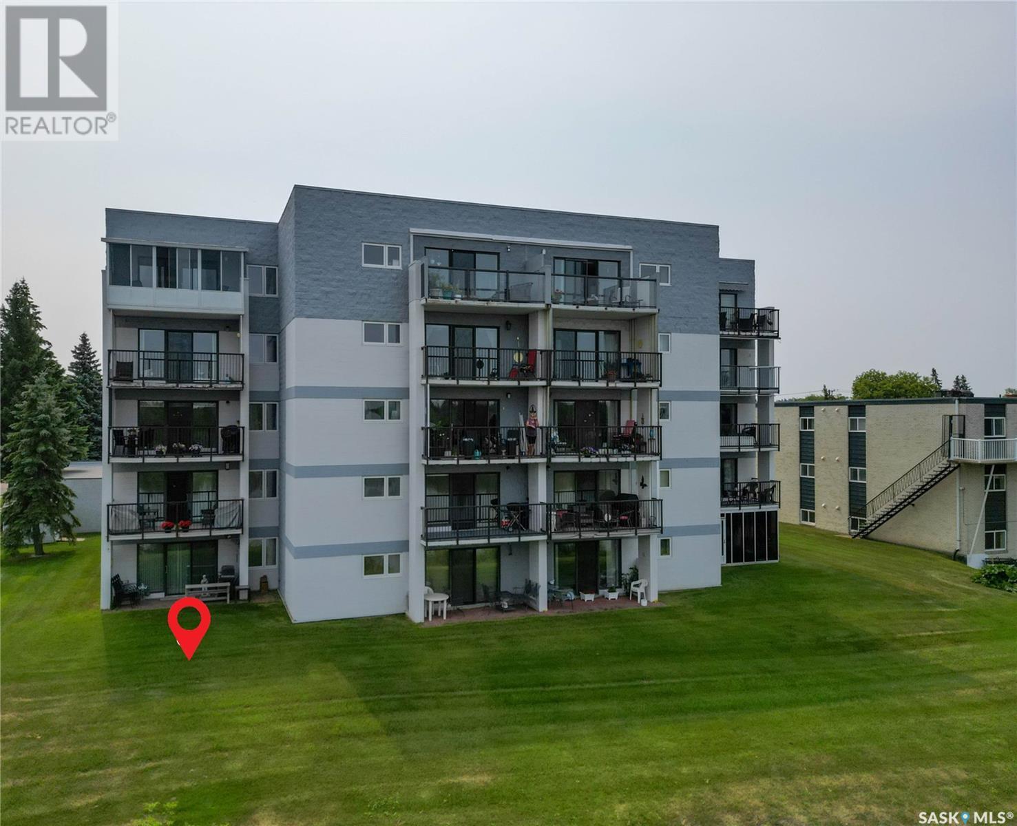 Photo 6 of 1 D 516 River Street E, Prince Albert SK