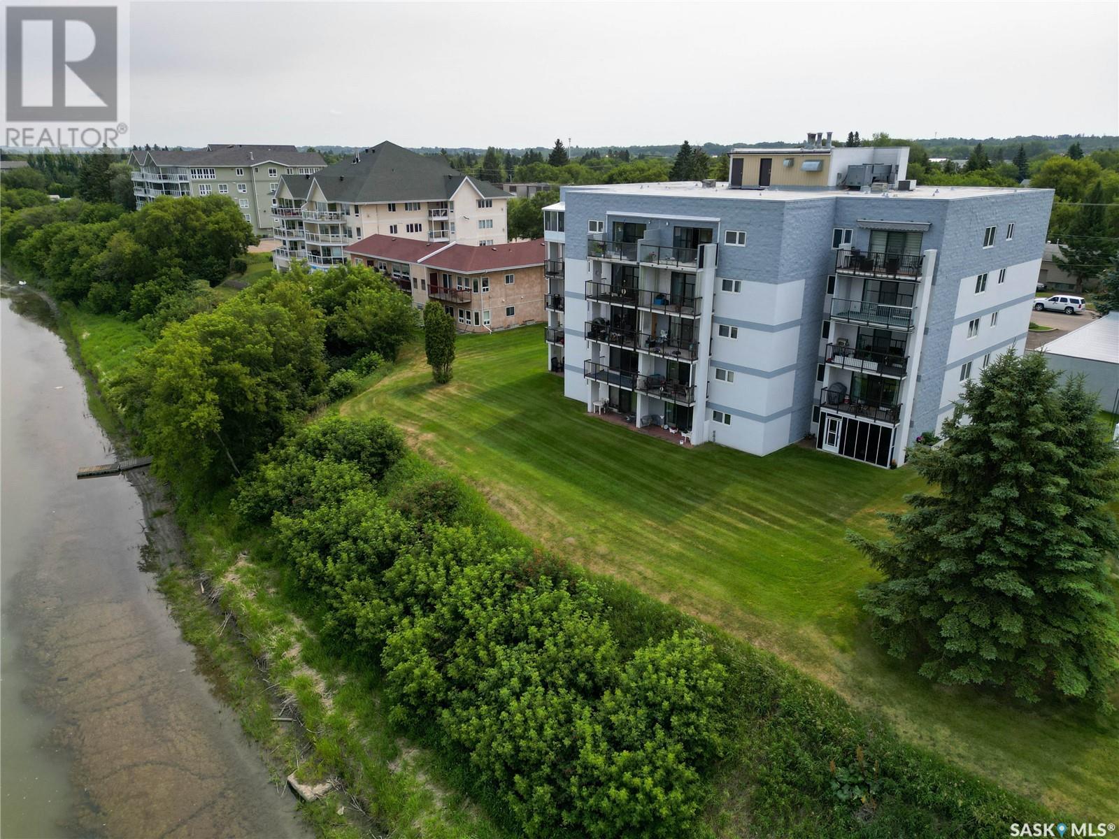 Photo 18 of 1 D 516 River Street E, Prince Albert SK