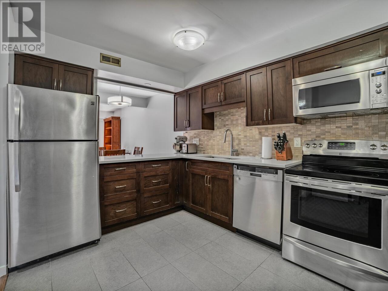 Photo 6 of 1825 Goleta Drive, Burnaby BC