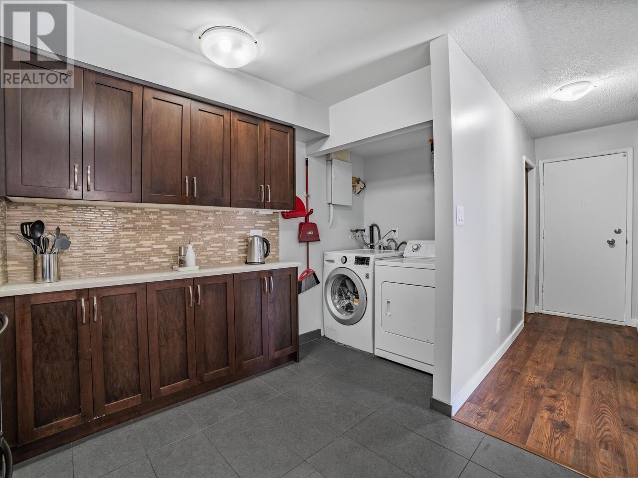 Photo 8 of 1825 Goleta Drive, Burnaby BC
