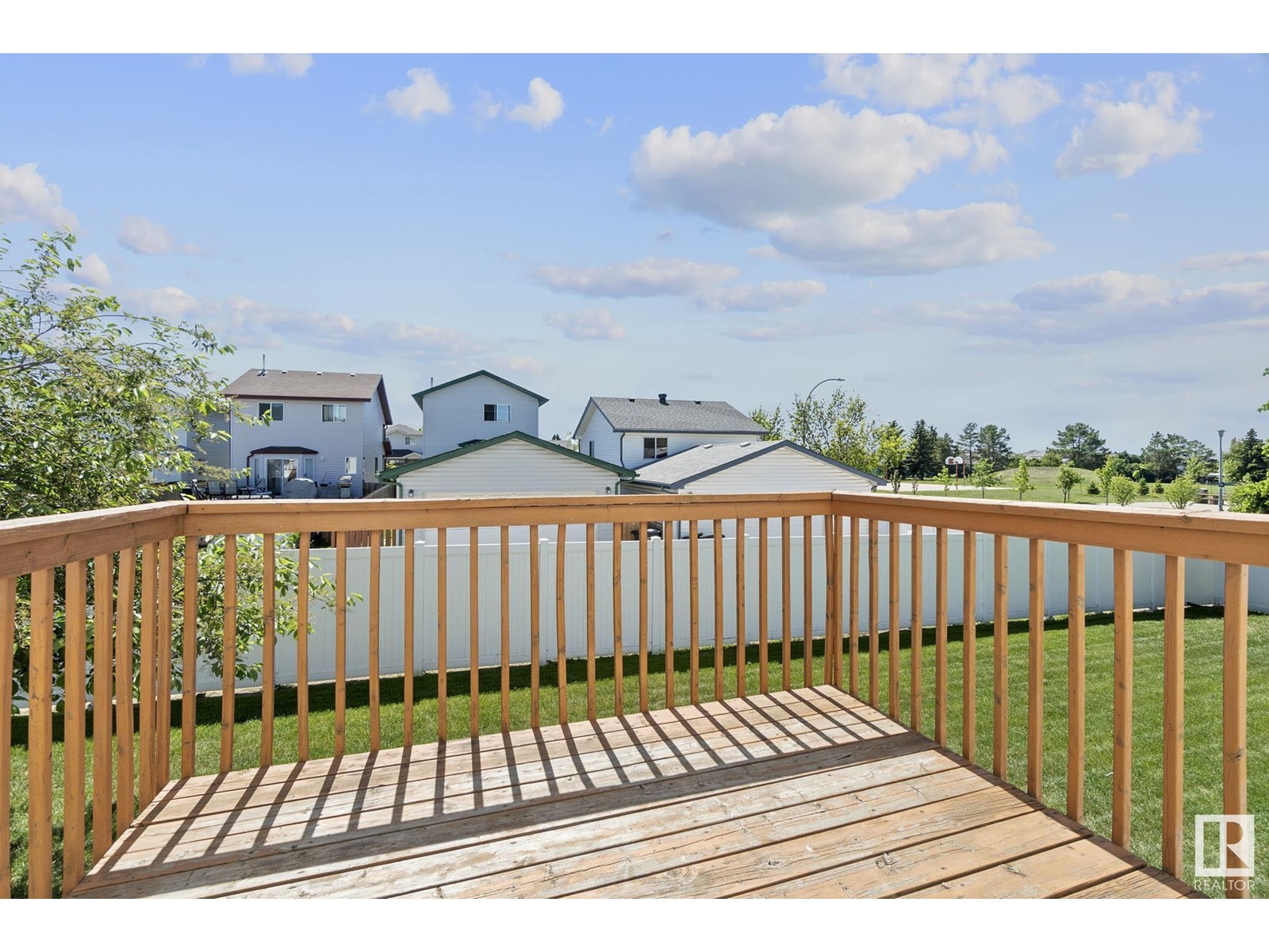 Photo 45 of 8351 160 Av Nw, Edmonton AB