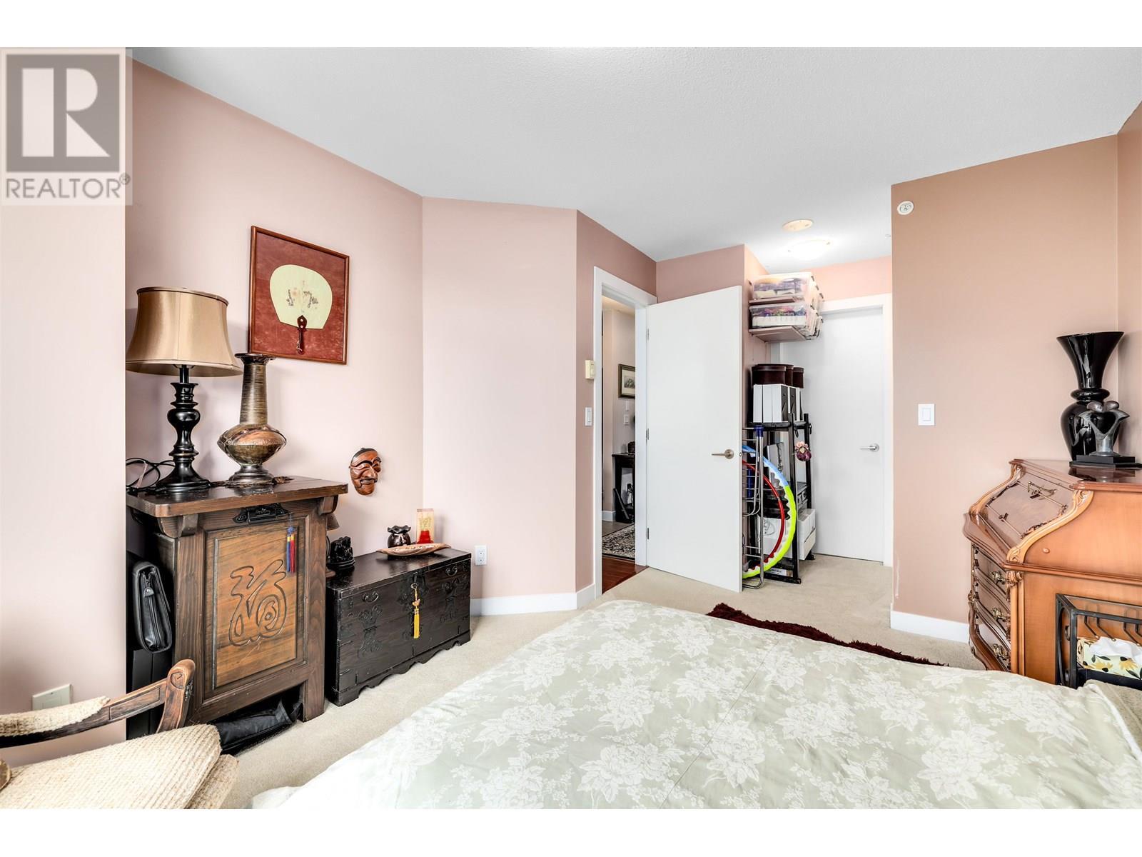 Photo 2 of 303 7090 Edmonds Street, Burnaby BC