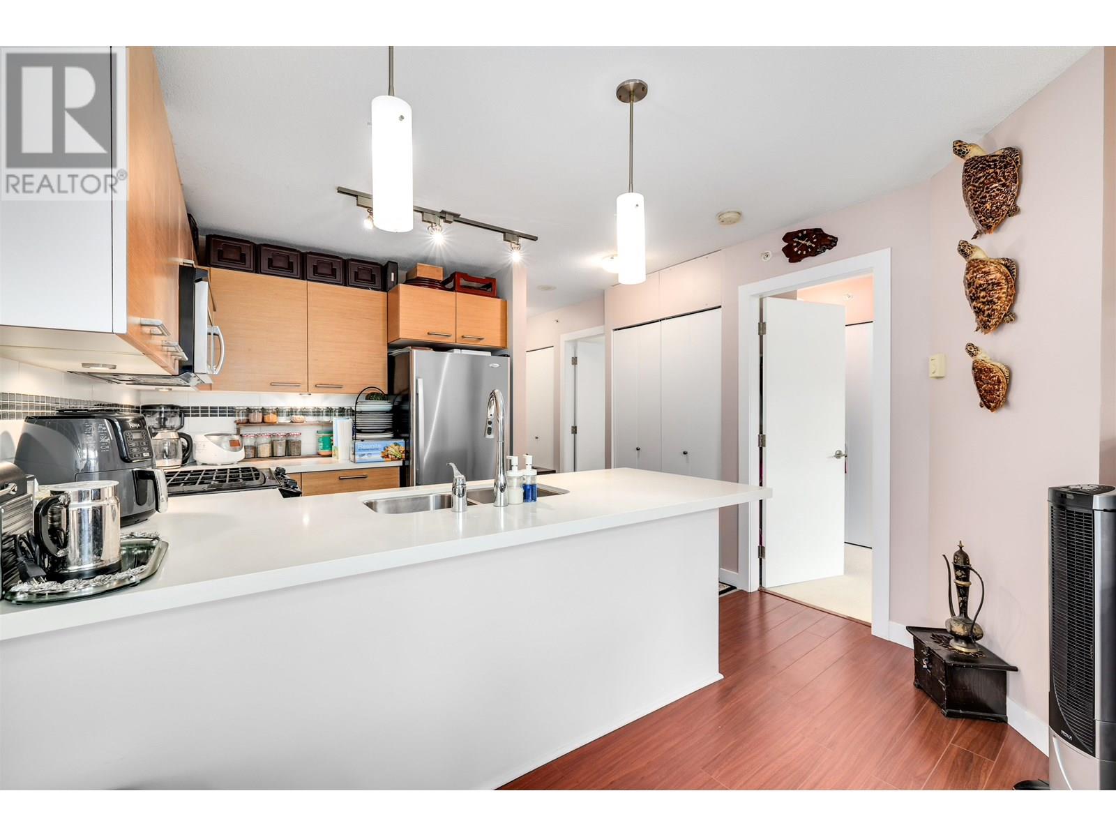 Photo 23 of 303 7090 Edmonds Street, Burnaby BC