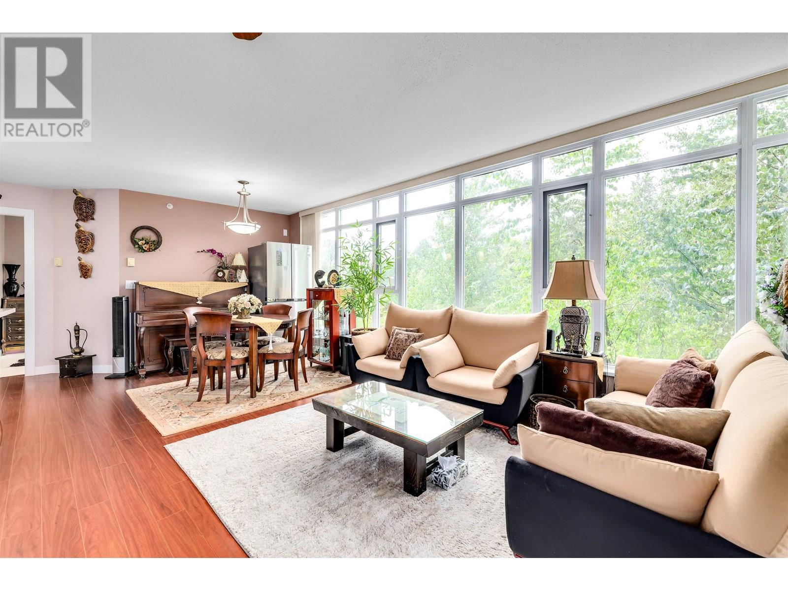 Photo 11 of 303 7090 Edmonds Street, Burnaby BC