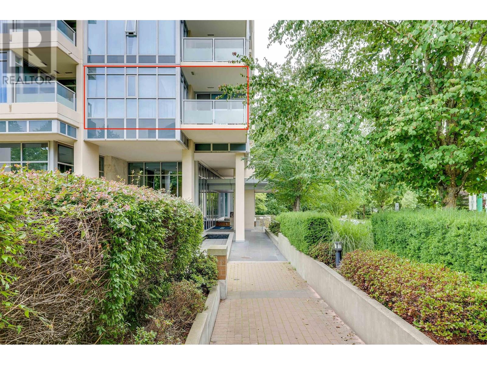 Photo 6 of 303 7090 Edmonds Street, Burnaby BC