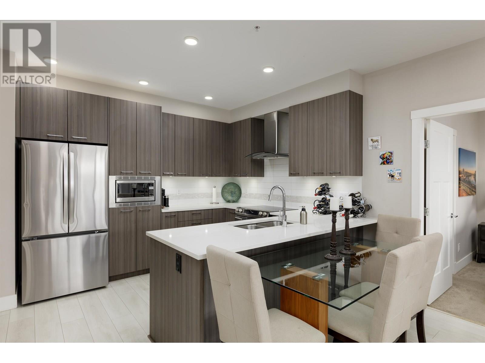 Photo 4 of 122 4690 Hawk Lane, Tsawwassen BC