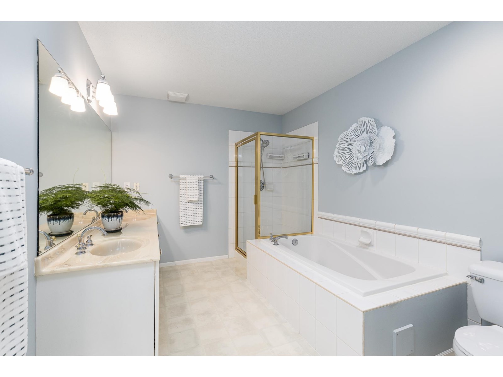 Photo 19 of 27 6488 168 Street, Surrey BC