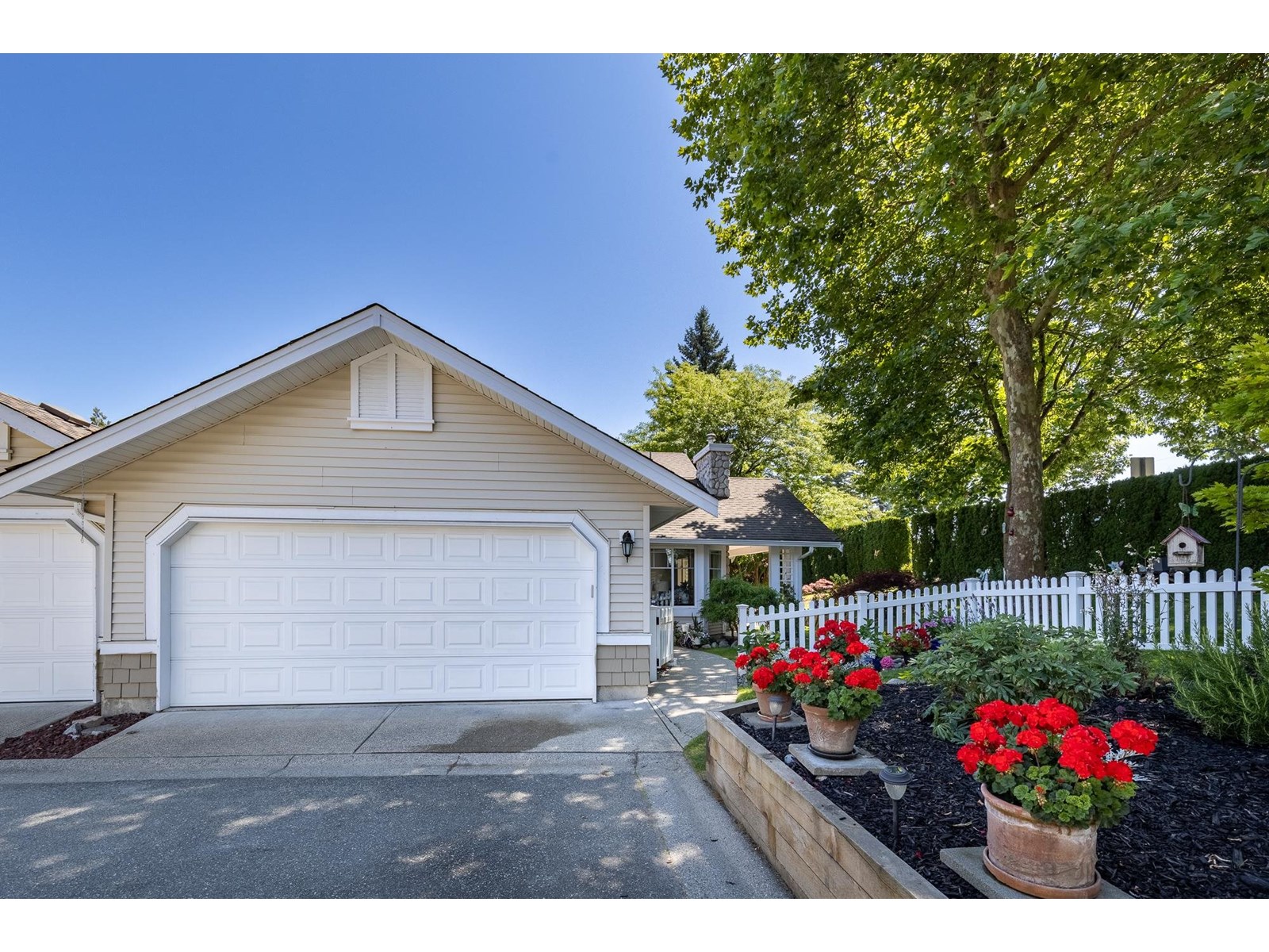 Photo 36 of 27 6488 168 Street, Surrey BC